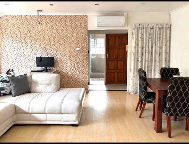 2 BEDROOM APARTMENT FOR SALE IN MORNINGSIDE